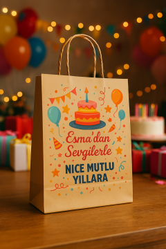 Doğum günleri için isme özel büküm saplı kağıt çanta